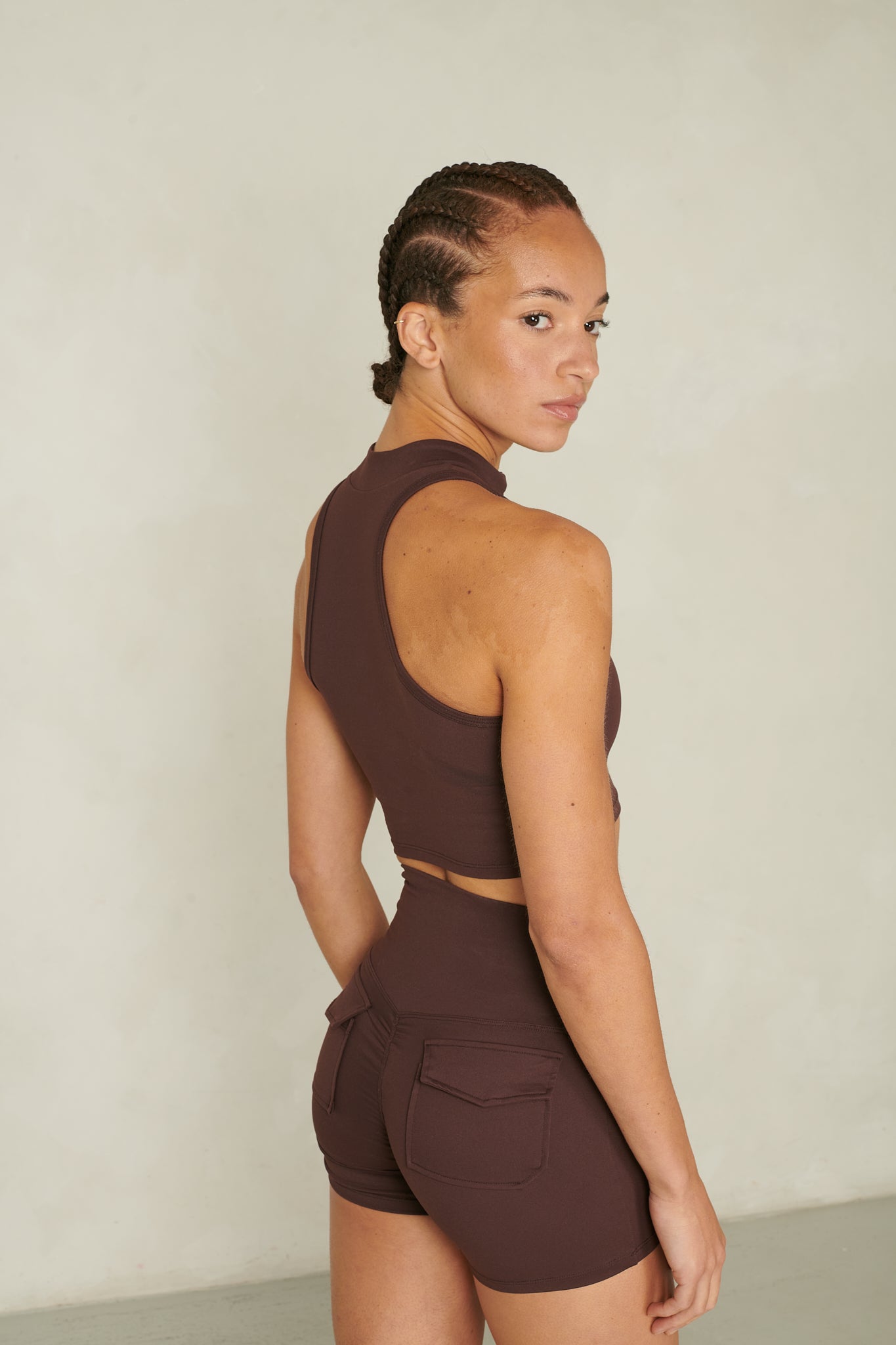 PLUM BROWN POCKET SHORTS